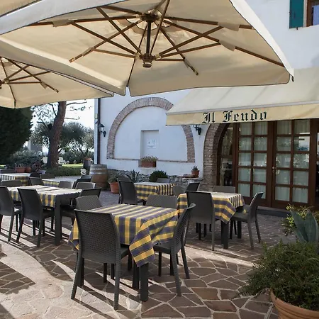 Alloggio per agriturismo Il Feudo *